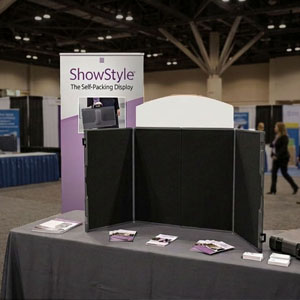 ShowStyle Briefcase Display