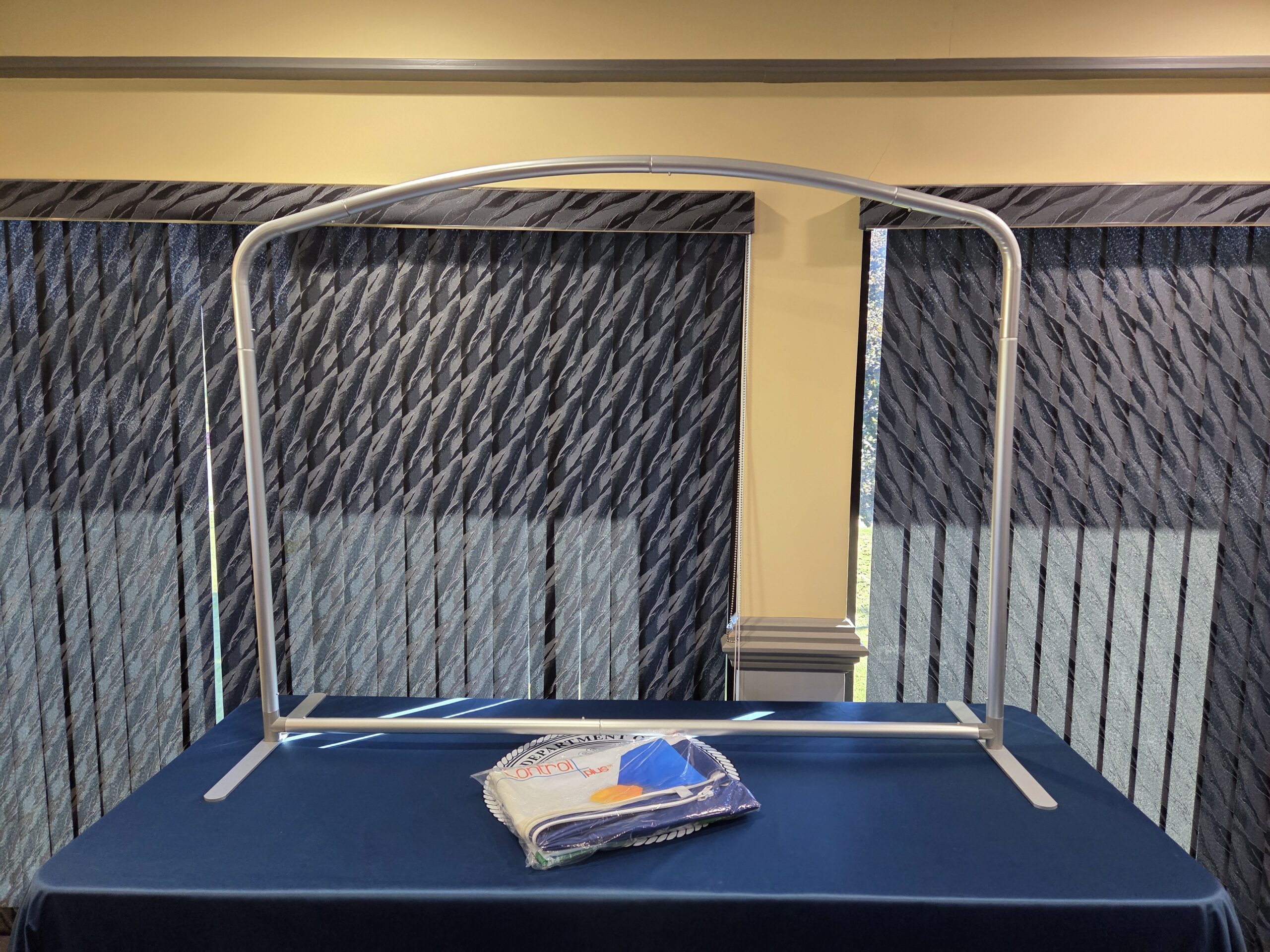 EZ Frame 5ft Tabletop - Image 4
